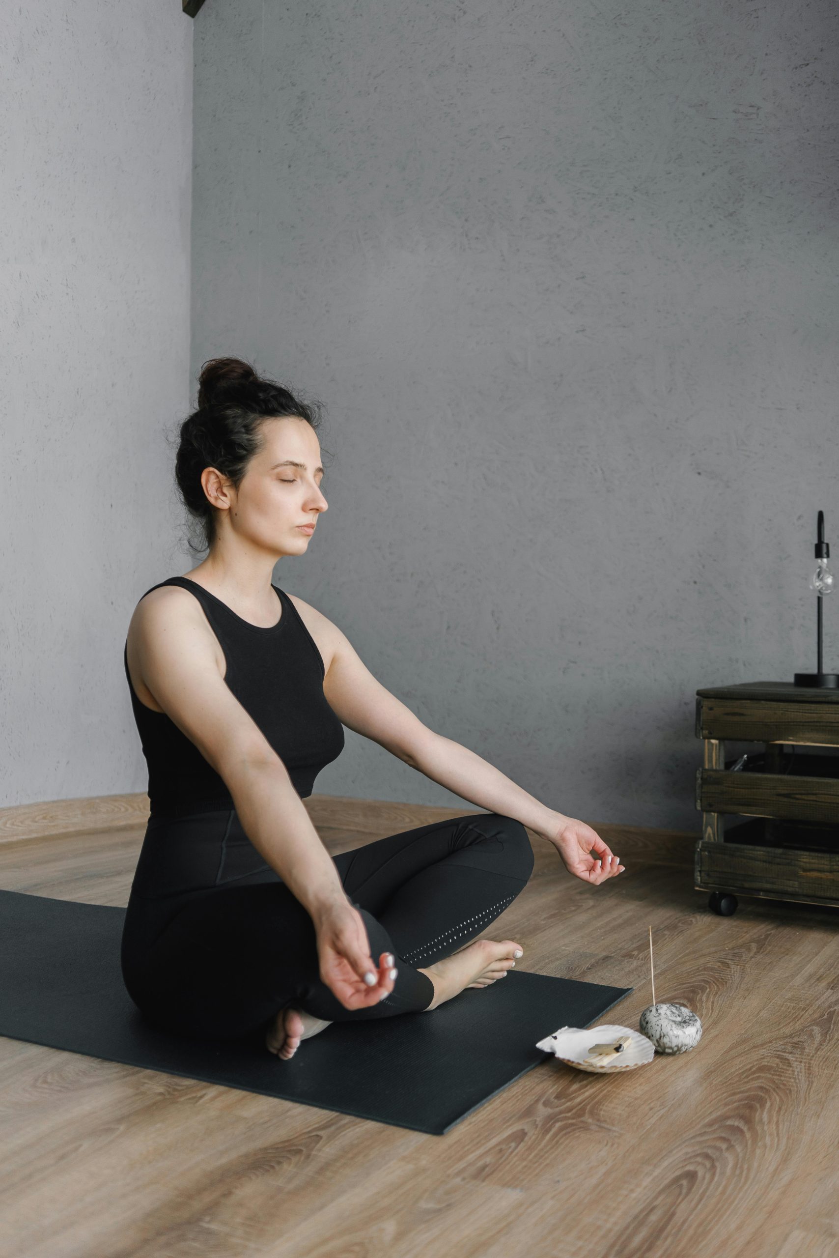 How do people balance work and full-time classes effectively?