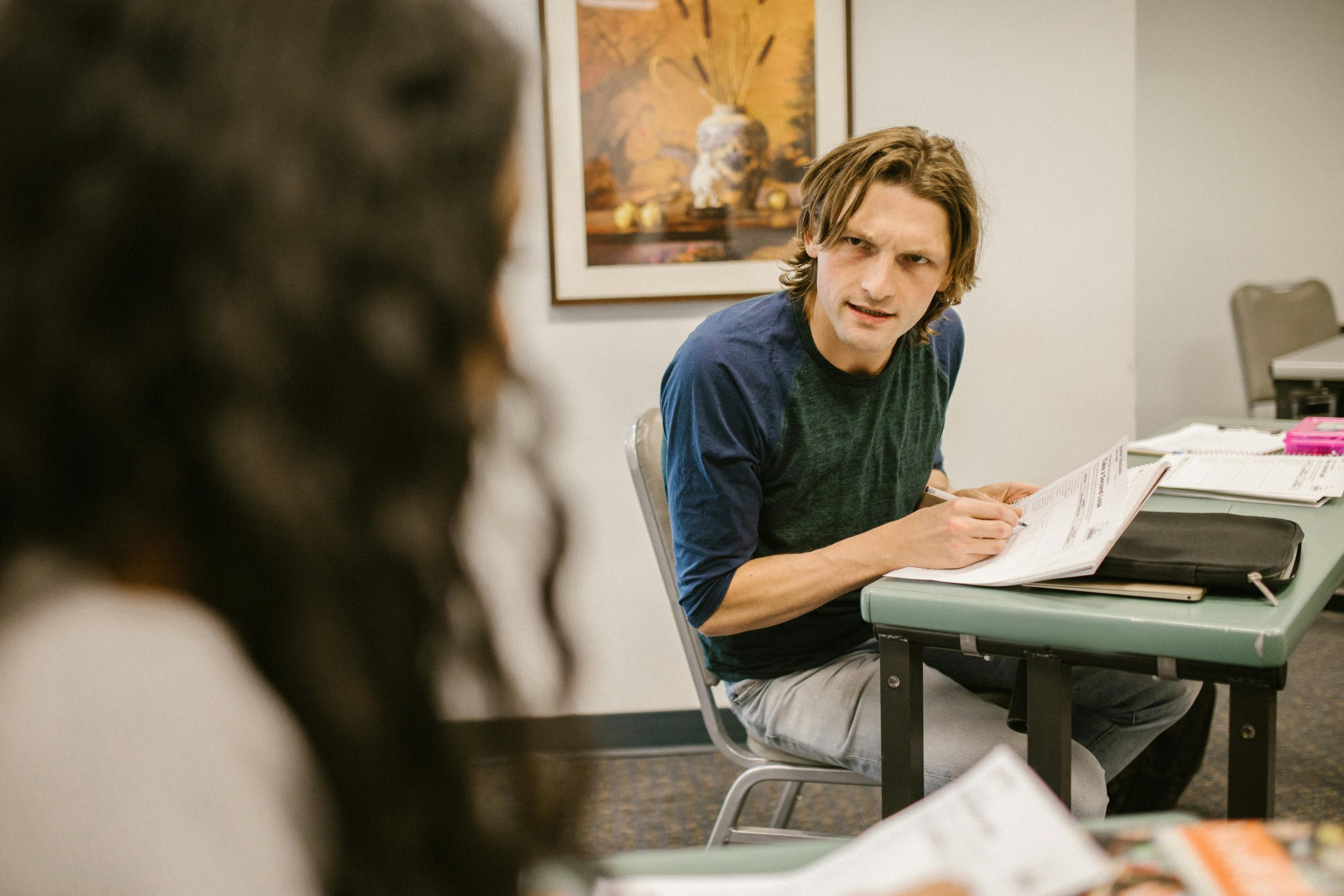 Questions for grad school students: How do you become well-versed in your chosen field?