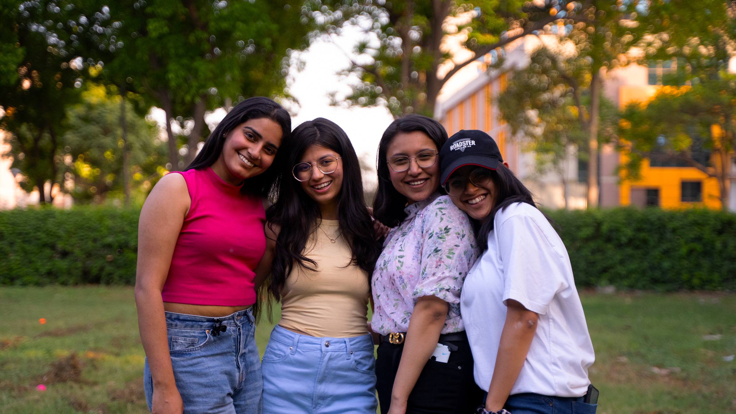 How easy is it to make friends/friend groups in your college?
